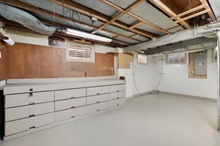 1203 9th St NW, Austin, MN 55912 - Photo 42