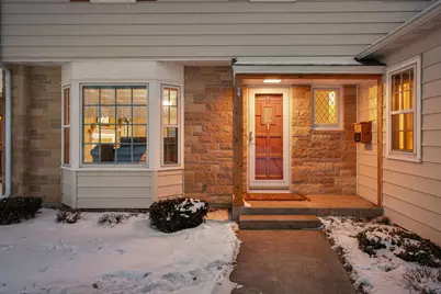 1203 9th Street NW, Austin, MN 55912 - Photo 2