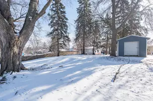 513 Blue Earth St, Mankato, MN 56001 - Photo 8