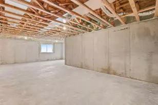 1517 Creekwood Dr, New Richmond, WI 54017 - Photo 24