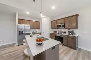 1335 Orchid Wy, New Richmond, WI 54017 - Photo 6