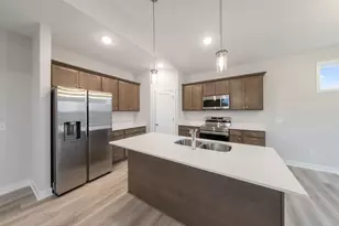 1335 Orchid Wy, New Richmond, WI 54017 - Photo 20