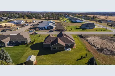 626 Lake Forest Circle, Detroit Lakes, MN 56501 - Photo 36