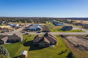 626 Lake Forest Cir, Detroit Lakes, MN 56501 - Photo 36