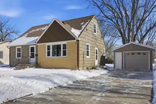 1604 Ives Ave N, Glencoe, MN 55336 - Photo 22