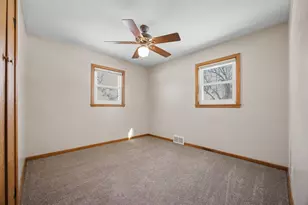 1604 Ives Ave N, Glencoe, MN 55336 - Photo 8