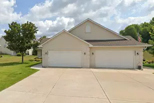 14943 Hillside Cir NW, Prior Lake, MN 55372 - Photo 2