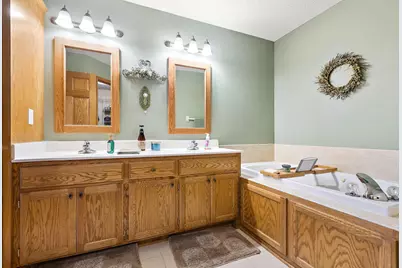 14943 Hillside Circle NW, Prior Lake, MN 55372 - Photo 4