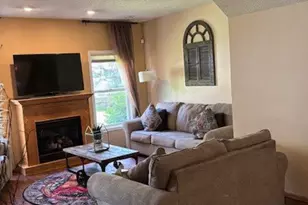 327 Naegele Ave, Columbia Heights, MN 55421 - Photo 4