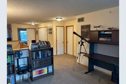 327 Naegele Avenue, Columbia Heights, MN 55421 - Photo 8