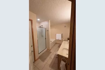 327 Naegele Avenue, Columbia Heights, MN 55421 - Photo 16