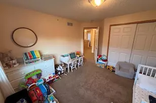 327 Naegele Ave, Columbia Heights, MN 55421 - Photo 14