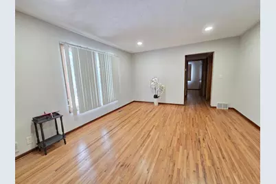 6801 Toledo Avenue N, Brooklyn Center, MN 55429 - Photo 2