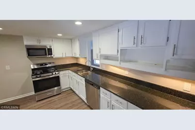 515 Central Drive E, Braham, MN 55006 - Photo 4