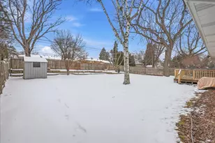 2620 Roth Pl, White Bear Lake, MN 55110 - Photo 34