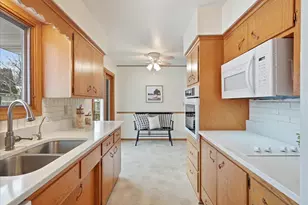 2620 Roth Pl, White Bear Lake, MN 55110 - Photo 8