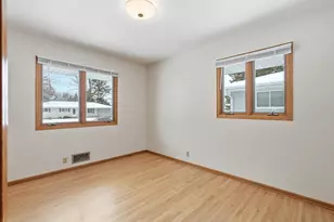 2620 Roth Pl, White Bear Lake, MN 55110 - Photo 16