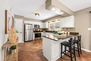 2610 Medicine Ridge Rd, Plymouth, MN 55441 - Photo 10