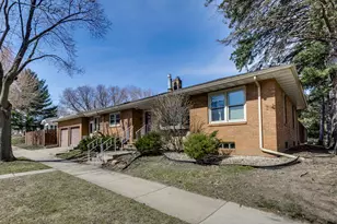 1345 Berkeley Ave, Saint Paul, MN 55105 - Photo 2