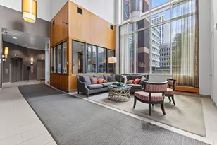 168 6th St E, Saint Paul, MN 55101 - Photo 22