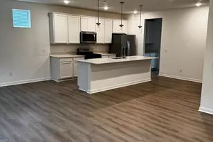 12726 Farnham Ln, Rogers, MN 55374 - Photo 4