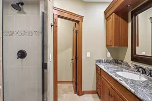 1360 Birch Park Cir, Houlton, WI 54082 - Photo 46