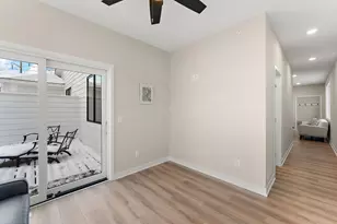 2446 County Rd D West, Roseville, MN 55112 - Photo 14