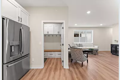 2446 County Road D W, Roseville, MN 55112 - Photo 10