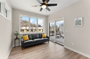 2446 County Rd D West, Roseville, MN 55112 - Photo 12