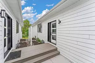 2446 County Rd D West, Roseville, MN 55112 - Photo 14