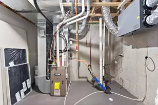 2450 County Rd D West, Roseville, MN 55112 - Photo 40