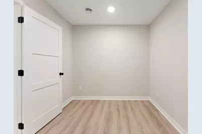 2450 County Road D W, Roseville, MN 55112 - Photo 28