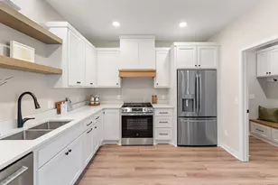 2450 County Rd D West, Roseville, MN 55112 - Photo 10