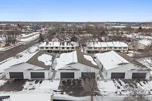 2450 County Rd D West, Roseville, MN 55112 - Photo 46