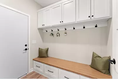 2450 County Road D W, Roseville, MN 55112 - Photo 12