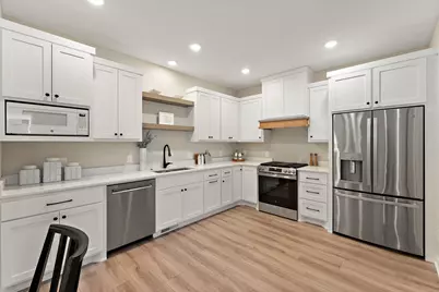 2450 County Road D W, Roseville, MN 55112 - Photo 8