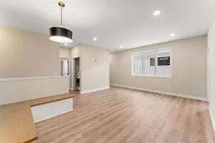 2452 County Rd D West, Roseville, MN 55112 - Photo 8