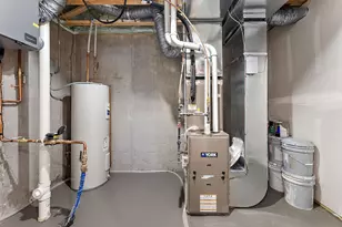 2452 County Rd D West, Roseville, MN 55112 - Photo 32