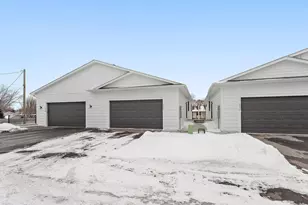 2452 County Rd D West, Roseville, MN 55112 - Photo 30