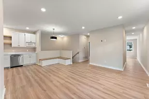 2452 County Rd D West, Roseville, MN 55112 - Photo 6