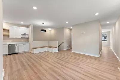 2452 County Road D W, Roseville, MN 55112 - Photo 4