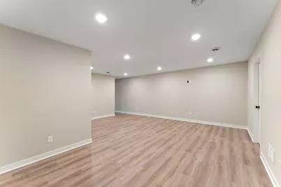 2452 County Road D W, Roseville, MN 55112 - Photo 22