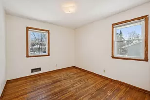 10817 Xerxes Ave S, Bloomington, MN 55431 - Photo 10