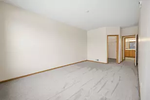 5900 Oxford St, Saint Louis Park, MN 55416 - Photo 16