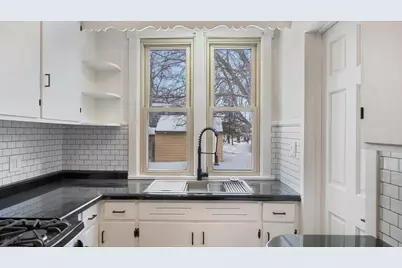 417 Becker Avenue SE, Willmar, MN 56201 - Photo 10