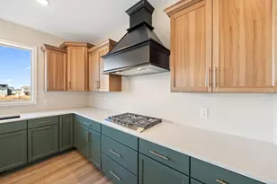 17965 Hidden Creek Trl, Lakeville, MN 55044 - Photo 14