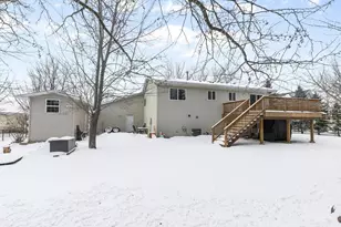 5462 Kalenda Dr NE, Albertville, MN 55301 - Photo 6