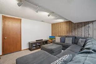 523 Main St N, Saint Michael, MN 55376 - Photo 22