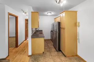 2446 Aldrich Ave S, Minneapolis, MN 55405 - Photo 4