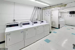 2446 Aldrich Ave S, Minneapolis, MN 55405 - Photo 10